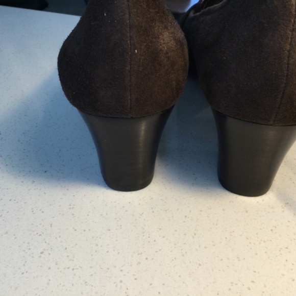 Brand New in Box Beautiful Ladies Rockport Pumps - Picture 5 of 9